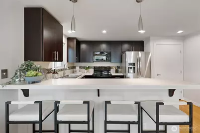 12010 31st Avenue NE #B, Seattle, WA 98125 - Photo 15