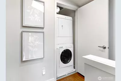 12010 31st Avenue NE #B, Seattle, WA 98125 - Photo 25