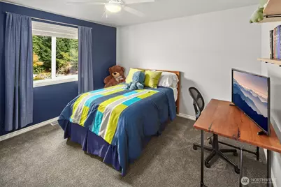 4638 230th Terrace SE, Sammamish, WA 98075 - Photo 37