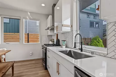 2429 NW 64th Street #A, Seattle, WA 98107 - Photo 15