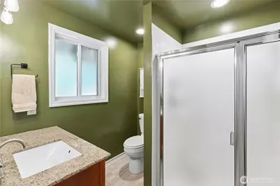 6913 125th Avenue SE, Newcastle, WA 98056 - Photo 21