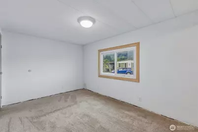 4400 Ocean Beach Highway #33, Longview, WA 98632 - Photo 15