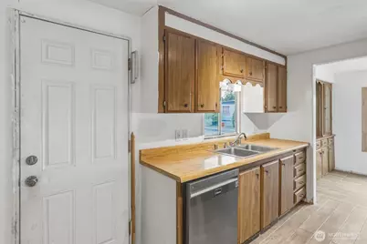 4400 Ocean Beach Highway #33, Longview, WA 98632 - Photo 11