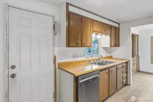 4400 Ocean Beach Hwy, Longview, WA 98632 - Photo 11