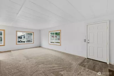 4400 Ocean Beach Highway #33, Longview, WA 98632 - Photo 5