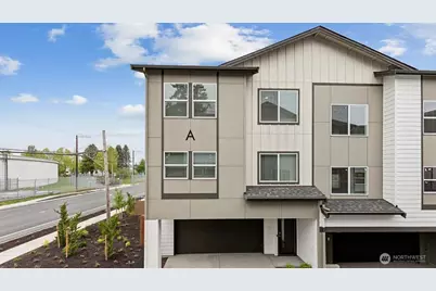 15215 35th Ave W #D4, Lynnwood, WA 98087 - Photo 1