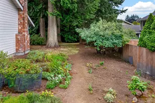 17405 NE 136th St, Redmond, WA 98052 - Photo 35