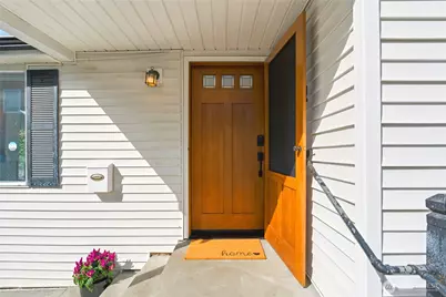 8012 25th Avenue NW, Seattle, WA 98117 - Photo 3