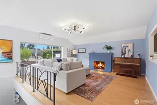 8012 25th Ave NW, Seattle, WA 98117 - Photo 5