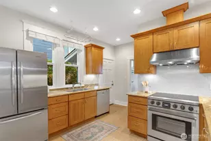 1820 S Weller St, Seattle, WA 98144 - Photo 9