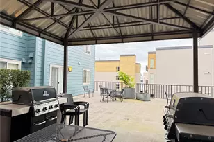 300 10th Ave, Seattle, WA 98122 - Photo 33
