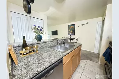 300 10th Ave #B305, Seattle, WA 98122 - Photo 13