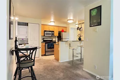 300 10th Ave #B305, Seattle, WA 98122 - Photo 9