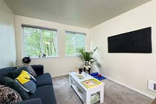 300 10th Ave, Seattle, WA 98122 - Photo 7