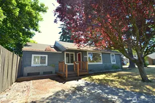13702 Densmore Ave N, Seattle, WA 98133 - Photo 1