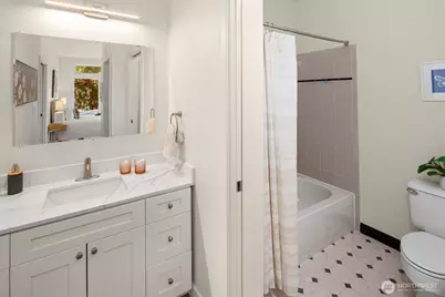 2414 1st Avenue #304, Seattle, WA 98121 - Photo 23