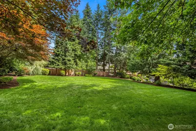 22008 NE 66th Place, Redmond, WA 98053 - Photo 35