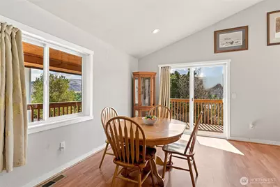 505 Beach Street, Pateros, WA 98846 - Photo 11