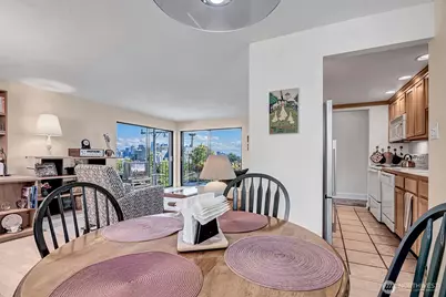 1001 Queen Anne Avenue N #401, Seattle, WA 98109 - Photo 15