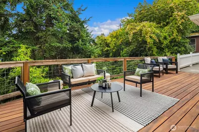 1736 Palm Avenue SW, Seattle, WA 98116 - Photo 29