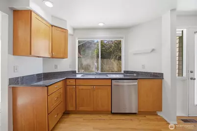 14447 86th Place NE, Kirkland, WA 98034 - Photo 13