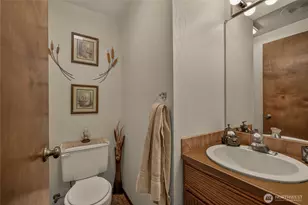 717 12th St NE, East Wenatchee, WA 98802 - Photo 29