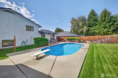 717 12th Street NE, East Wenatchee, WA 98802 - Photo 35
