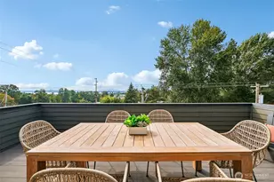 8710 112th Ave NE, Kirkland, WA 98033 - Photo 13