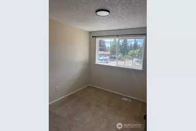 1306 Sherwood Court E, Tacoma, WA 98445 - Photo 9