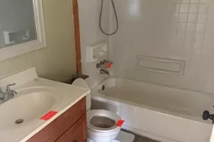 1306 Sherwood Ct E, Tacoma, WA 98445 - Photo 11