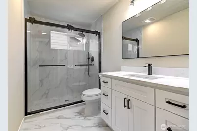 18947 NE 68th Street, Redmond, WA 98052 - Photo 29