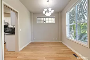 18947 NE 68th St, Redmond, WA 98052 - Photo 7