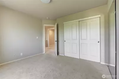 18947 NE 68th Street, Redmond, WA 98052 - Photo 33