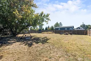 1261 SW Elzina St, Chehalis, WA 98532 - Photo 25