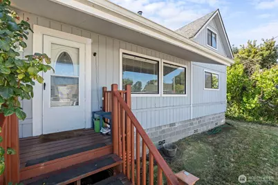 1261 SW Elzina Street, Chehalis, WA 98532 - Photo 3