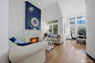 11627 E Oakmont Dr, Mukilteo, WA 98275 - Photo 3