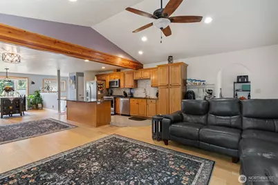 7048 Aegean Boulevard NE, Bremerton, WA 98311 - Photo 9