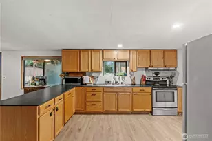 51 NE Briggadun Dr, Belfair, WA 98528 - Photo 9
