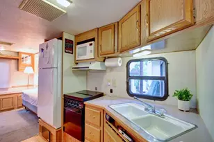 184 Fireside Lodge Cir, Deming, WA 98244 - Photo 15