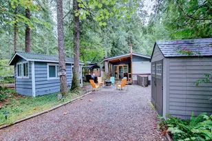 184 Fireside Lodge Cir, Deming, WA 98244 - Photo 1