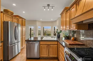 3045 Eastview Ln, Wenatchee, WA 98801 - Photo 13