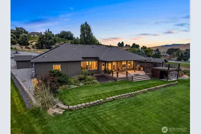 3045 Eastview Lane, Wenatchee, WA 98801 - Photo 3