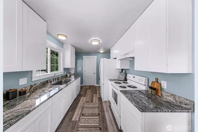 204 Jackson Street, Nooksack, WA 98276 - Photo 3
