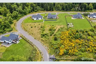1409 Village Heights Place, Camano Island, WA 98282 - Photo 29