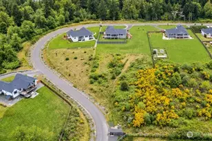 1409 Vlg Hts Pl, Camano Island, WA 98282 - Photo 29