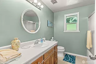 18521 36th Pl NE, Lake Forest Park, WA 98155 - Photo 7