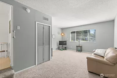 18521 36th Place NE, Lake Forest Park, WA 98155 - Photo 25