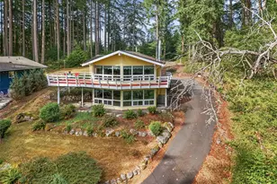 10006 Eagle Pl, Anderson Island, WA 98303 - Photo 3