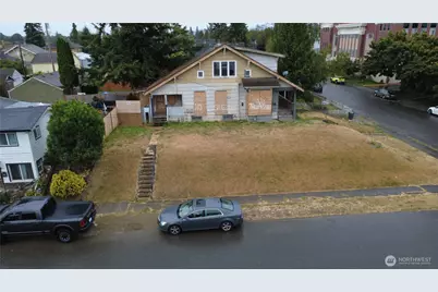 1703 Oakes, Everett, WA 98201 - Photo 1