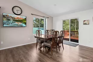 2348 Happy Ln, Oak Harbor, WA 98277 - Photo 9